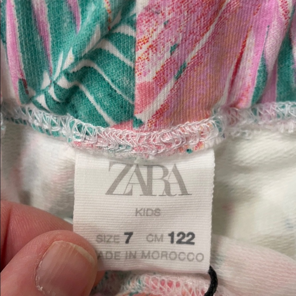 Girls Zara shorts - Picture 3 of 5